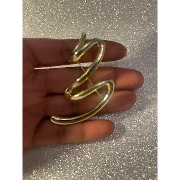 Pin Brooch Swirl Gold Tone B#18 - Picture 2 of 5